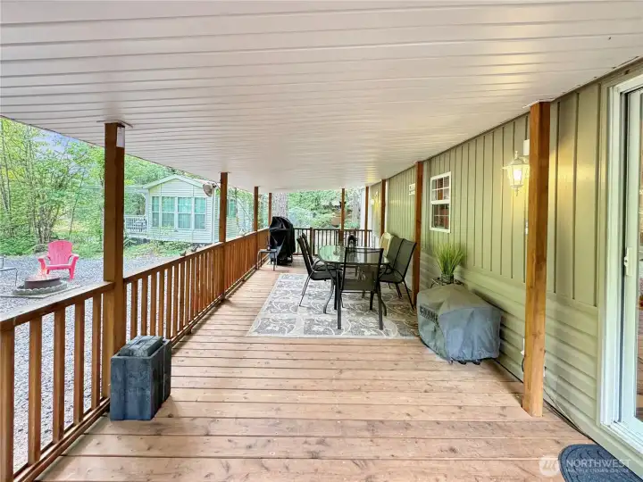 Spacious covered deck for year-round use
