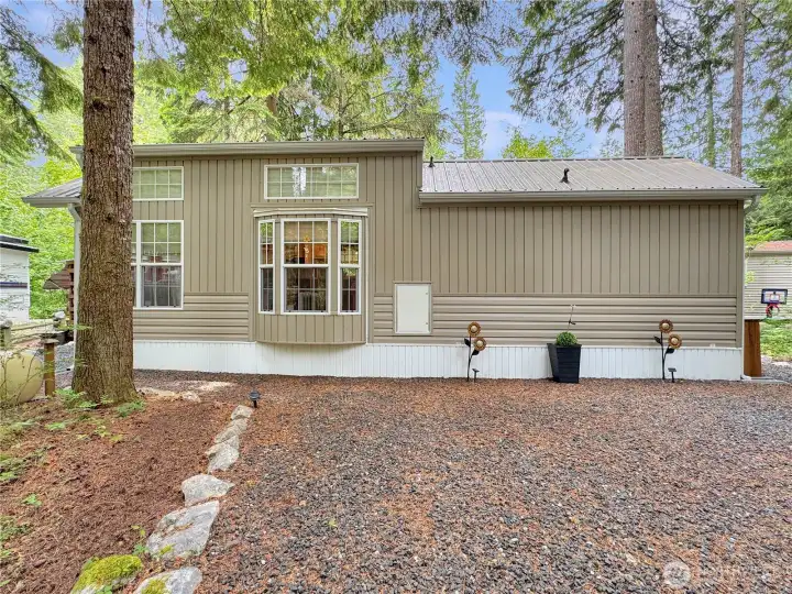 Back of the park model as seen from the driveway