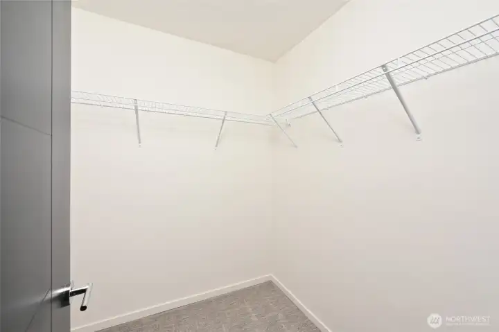 Complete with walk-in closet.