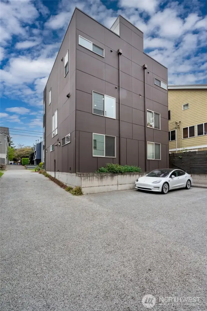 The location is incredibly convenient; leave your car in the dedicated parking spot and stroll just blocks to Trader Joe's, coffee shops, and dining along Greenwood Ave.