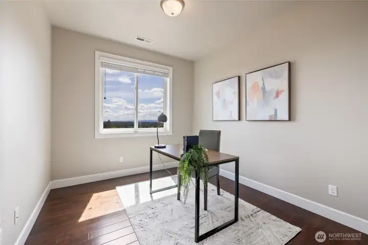 Versatile den / flex space for your office, hobbies, or lifestyle needs