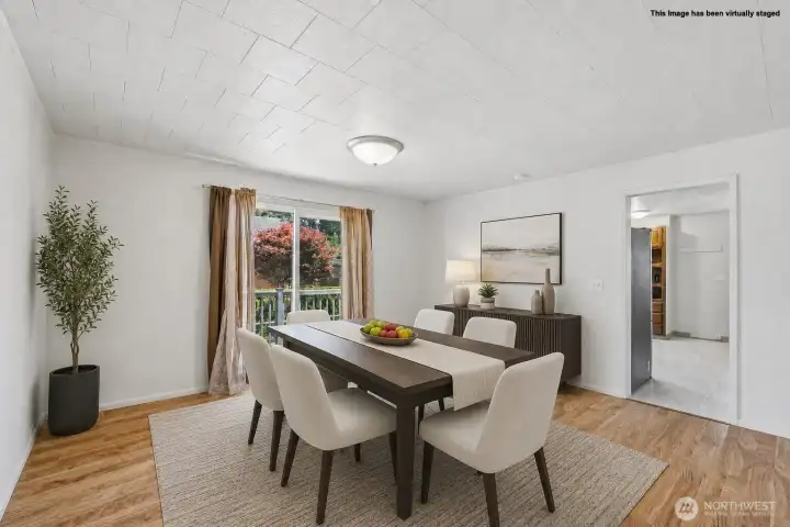 Dining room virtually staged
