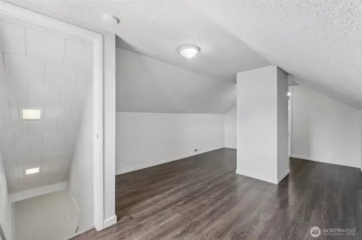 Upstairs bedoom
