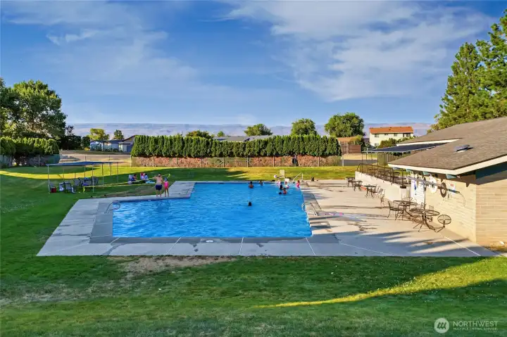 Community Pool Community Pool