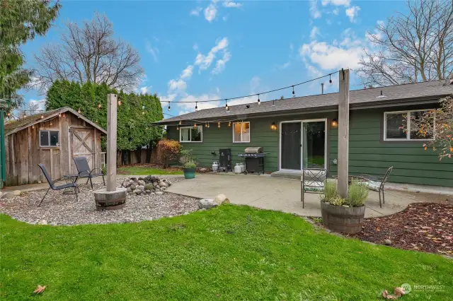 Great outdoor living space - huge patio and firepit