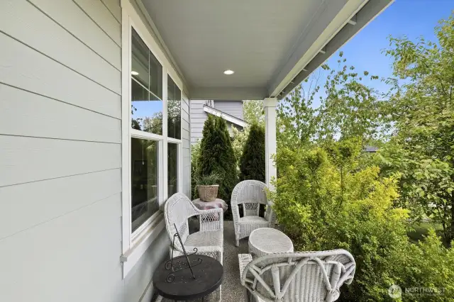 Private front porch.