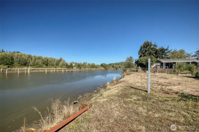 Hoquiam river at the bank