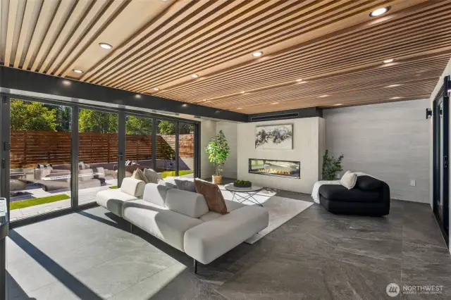 A modern pavilion made for every mood.