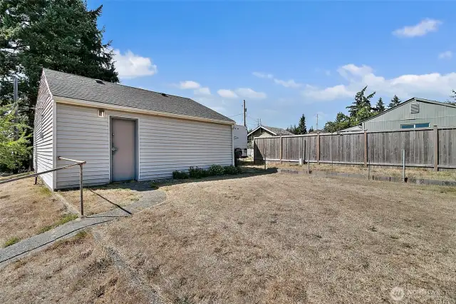 Large Garage.