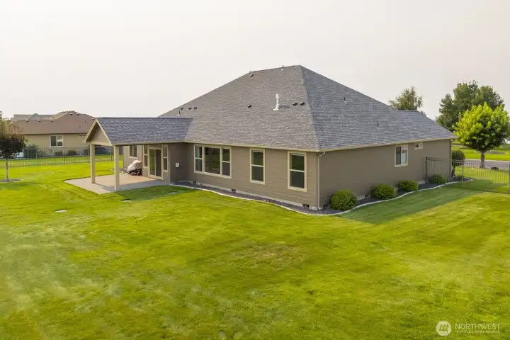 Gorgeous and completely fenced backyard!