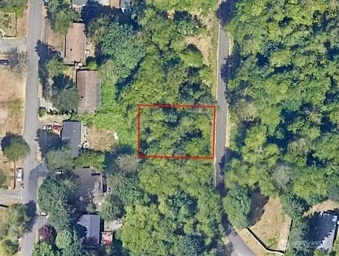 Overhead view with approximate boundaries in red.