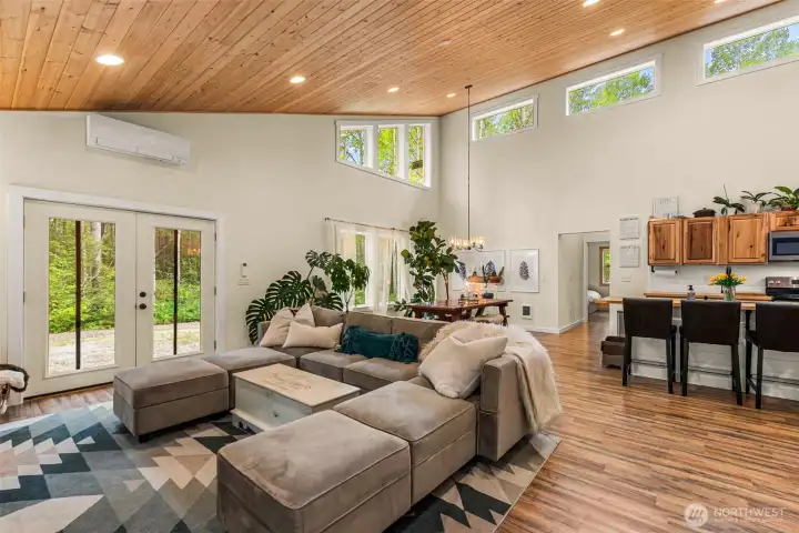 Knotty Pine Ceilings, abundant light