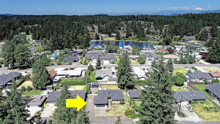 Aerial view facing North shows how close the lake is to your home. Check out Mt Baker peaking through in the background!