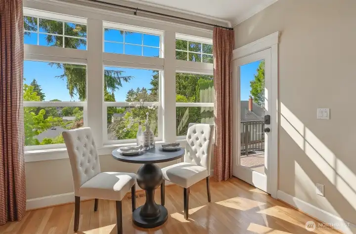 Relaxed kitchen eating nook with access to the private deck.