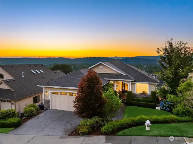 View Home Perched Above Lake Sammamish