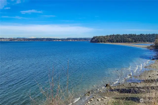 Looking South, with Hood Head Island and beautiful Wolf State park on the right-hand side.