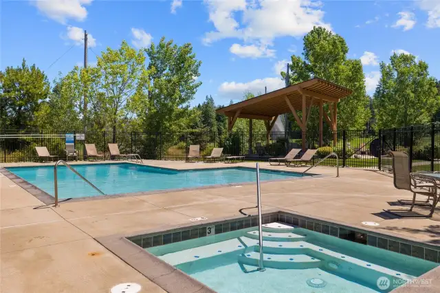 Trailhead owners get to enjoy their own private pool, hot tub and restrooms/changing room, exclusively for their use only.