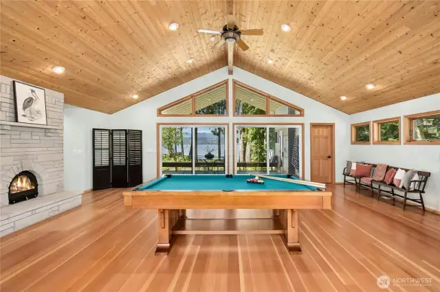 This 30' x 26' room has two large walk-in closets, and its own exterior entry