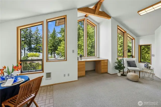 Carriage House with views to the East and West