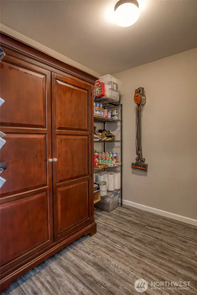 Pantry/Mudroom