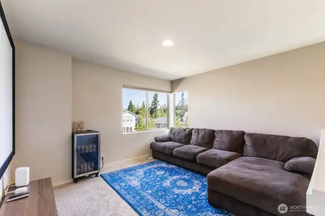 Bonus room/loft space upstairs