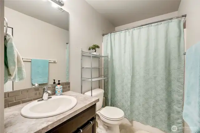 Upstairs main bath