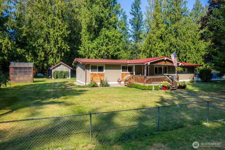 Make this your next home!!