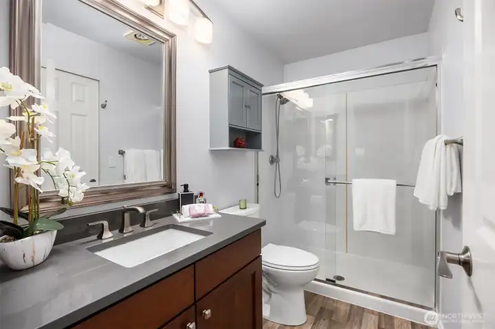 Primary Ensuite 3/4 Bathroom