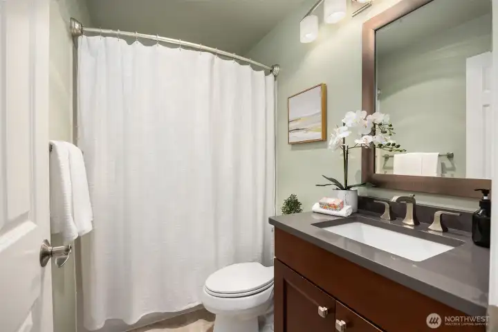 Full Bathroom