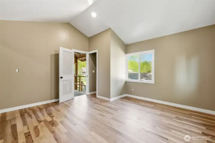 Upstairs finished room in outbuilding