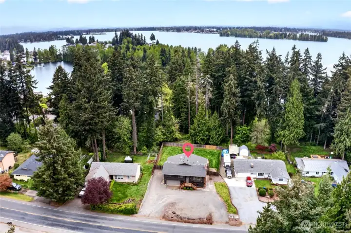 Enjoy the best of Lake Tapps living with access to private community waterfront parks, pickleball courts, scenic walking trails and playgrounds.