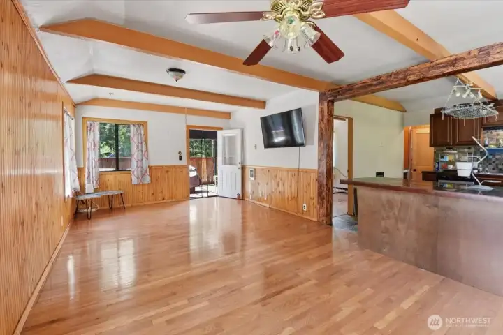 Upper Level Family Room with Real Hardwood Floors Upper Level Family Room with Real Hardwood Floors