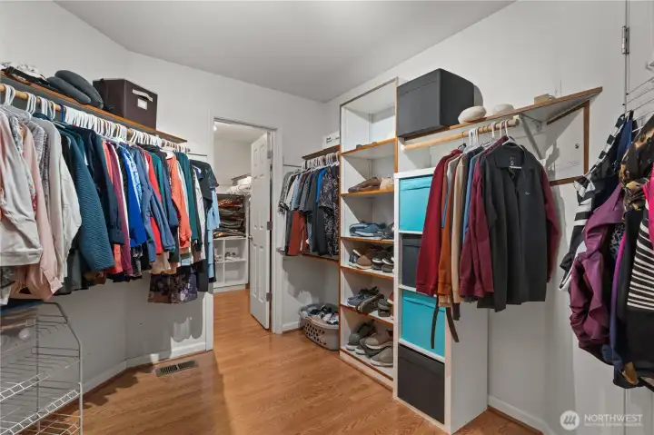 Walkin closet in the primary
