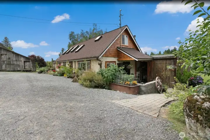 An updated 30x40 multipurpose building is filled with rustic charm. The versatility of this space is truly exceptional; home business, farm office, art studio, fitness room, gathering of guest space, meeting area, or countless uses limited only by your imagination. An updated 30x40 multipurpose building is filled with rustic charm. The versatility of this space is truly exceptional; home business, farm office, art studio, fitness room, gathering of guest space, meeting area, or countless uses limited only by your imagination.