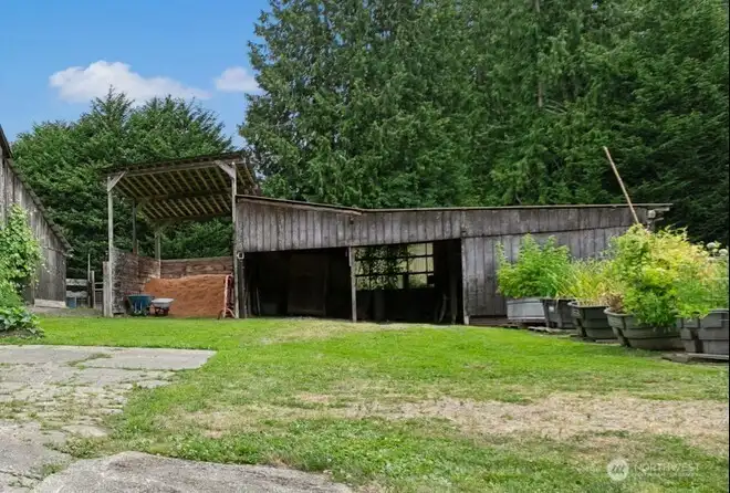 Hay storage and equipment storage Hay storage and equipment storage