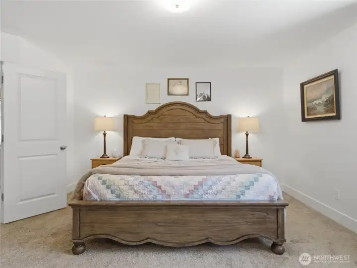 King size bed with plenty of room to spare.