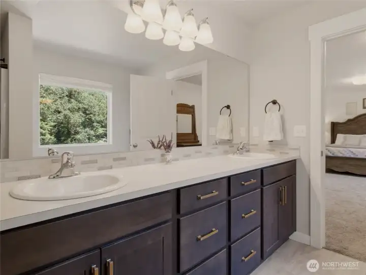 Tile backsplash and upgraded hardware.