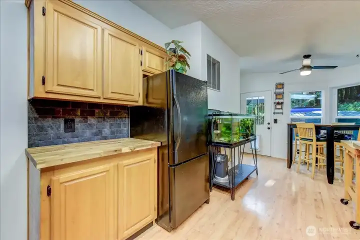 Kitchen and Eating Nook
