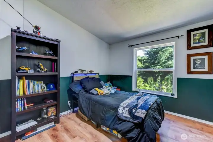 2nd Bedroom