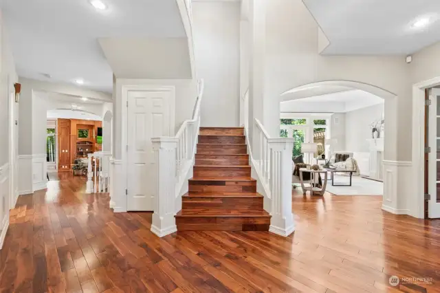 A floorplan built for entertaining! From the foyer enjoyer easy access to all of the fabulous main floor living spaces and a gorgeous stairway leading upstairs.