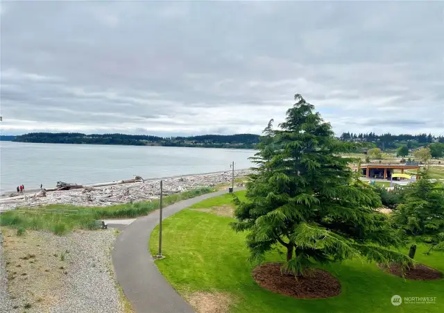 View from the unit of Bay, beach and Windjammer Park