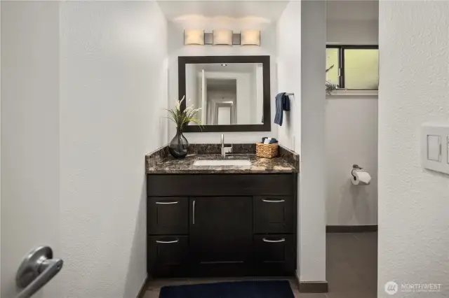 Lower level 3/4 bath