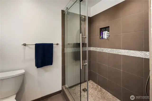 Lower level 3/4 bath