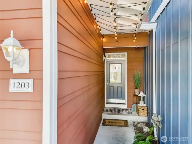 Pathway to front door - you can plant and make this a spring/summer oasis