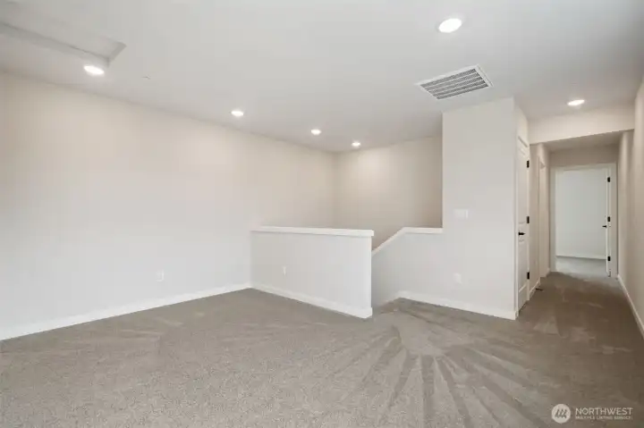 2nd floor bonus space