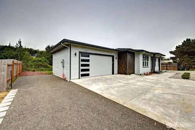 Large driveway and room to park RV