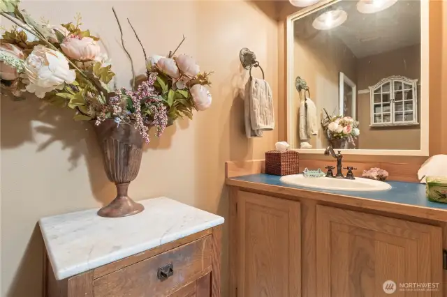Half bath, located off of the laundry.