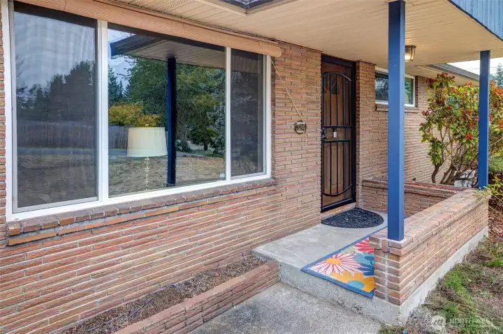 Covered entryway