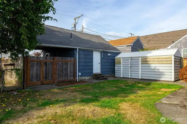 Detached carport and home office possible guest area?