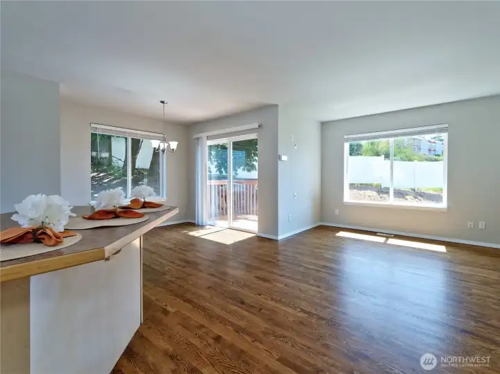 Large living/dining area